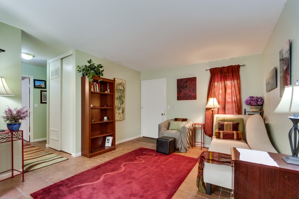 Virtual tour photo 13 of 24 for 6735 Amherst Street #9