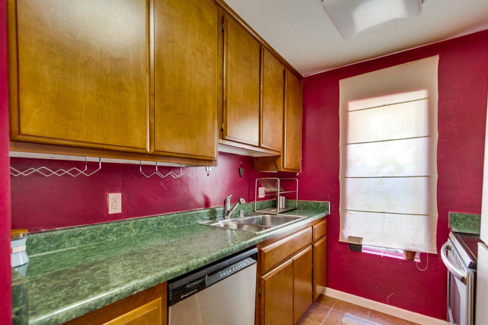 Virtual tour photo 16 of 24 for 6735 Amherst Street #9