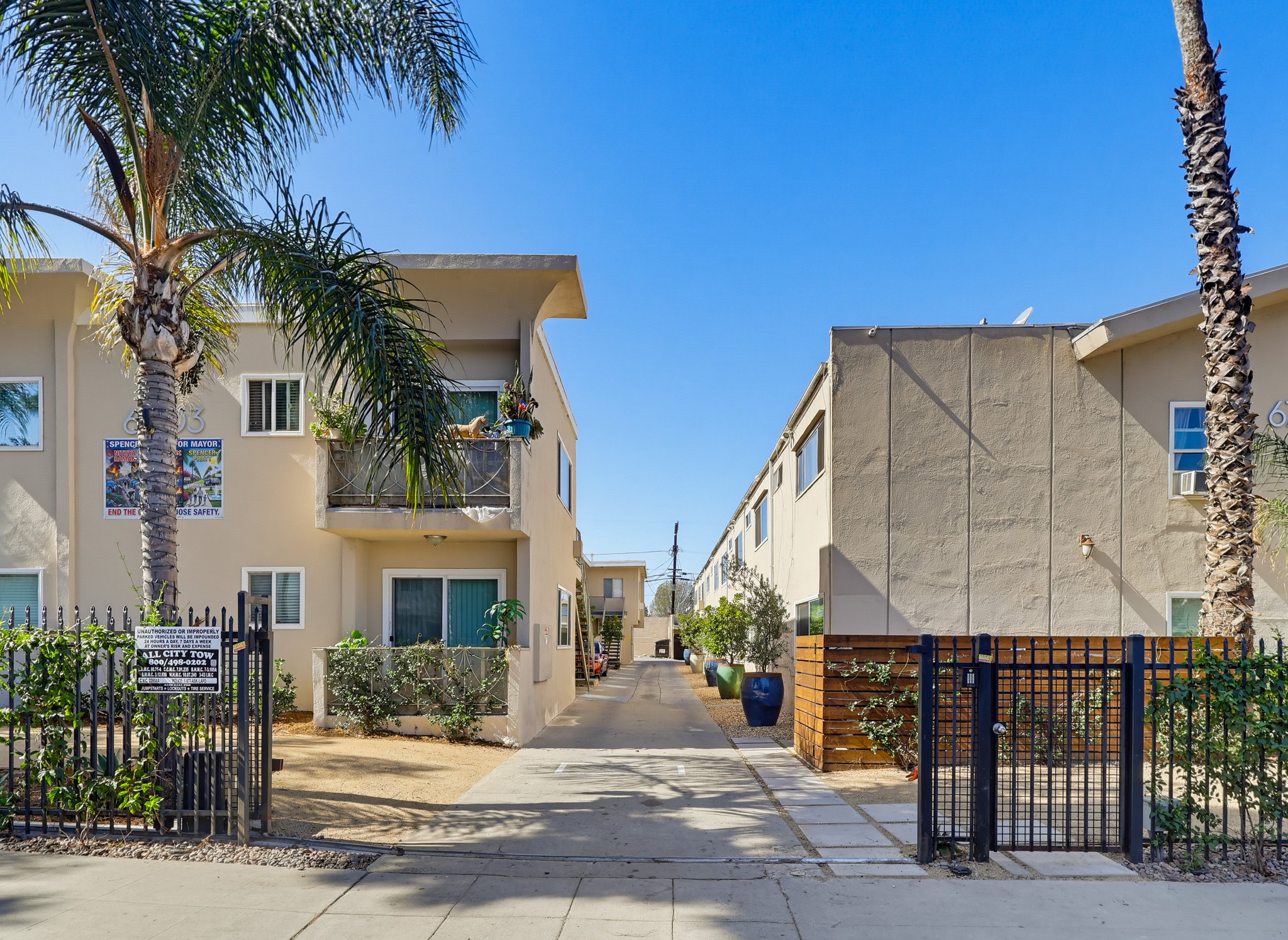 Virtual tour photo 4 of 28 for 6735 Brynhurst Ave