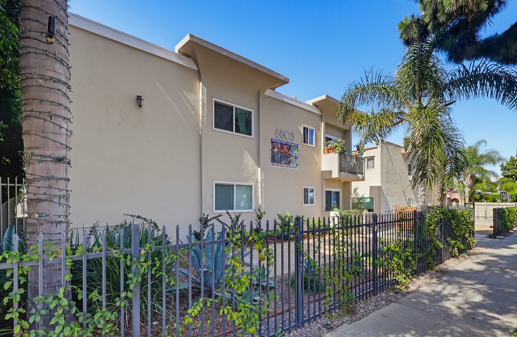 Virtual tour photo 9 of 28 for 6735 Brynhurst Ave