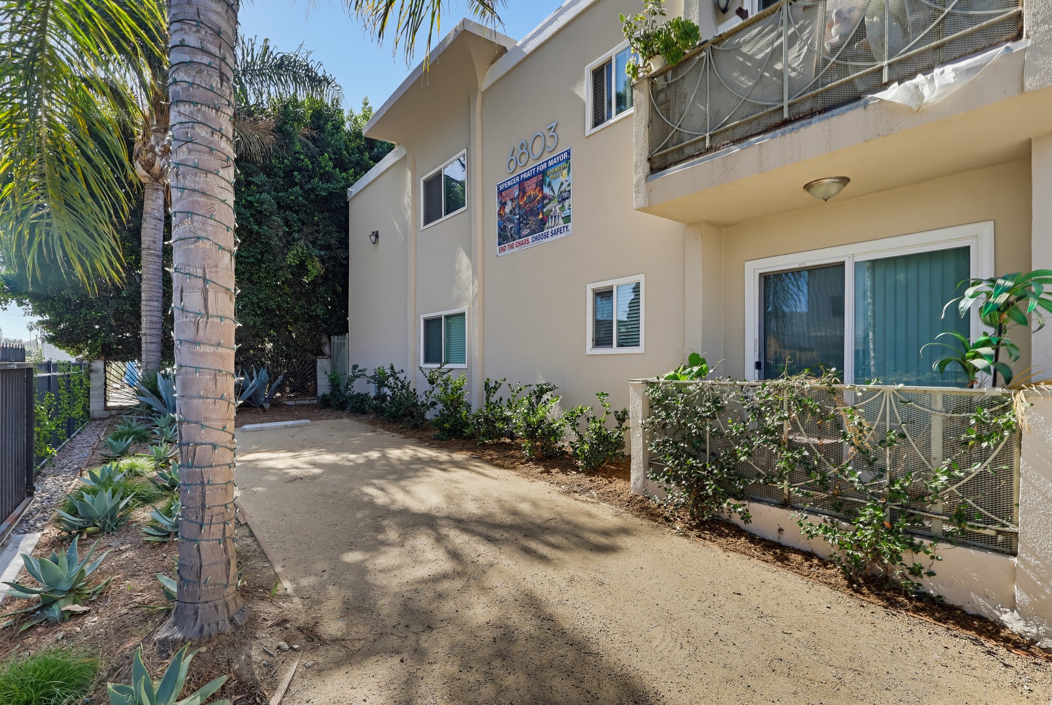 Virtual tour photo 12 of 28 for 6735 Brynhurst Ave