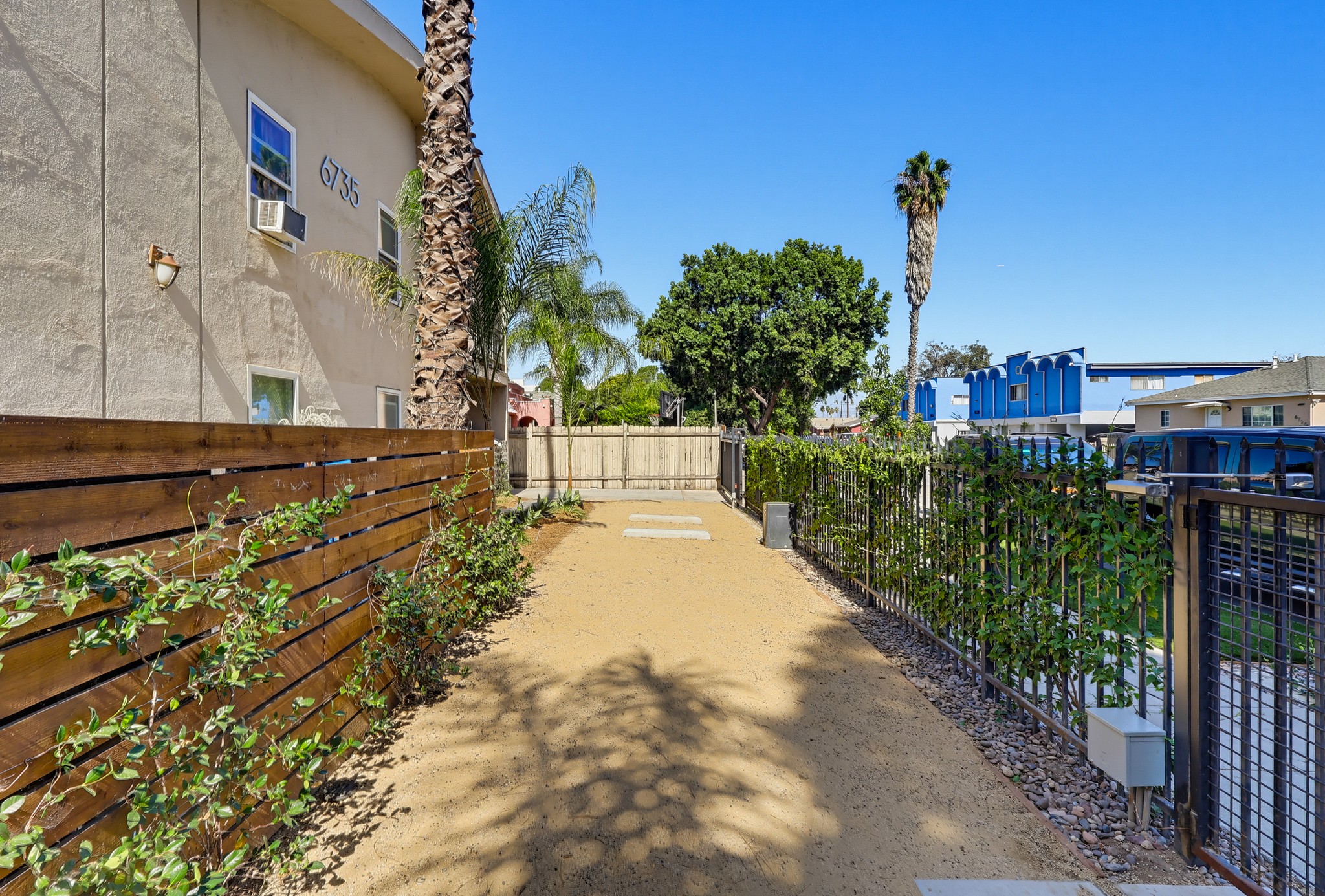 Virtual tour photo 19 of 28 for 6735 Brynhurst Ave