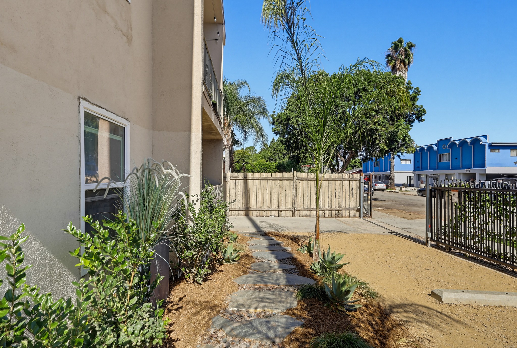 Virtual tour photo 27 of 28 for 6735 Brynhurst Ave