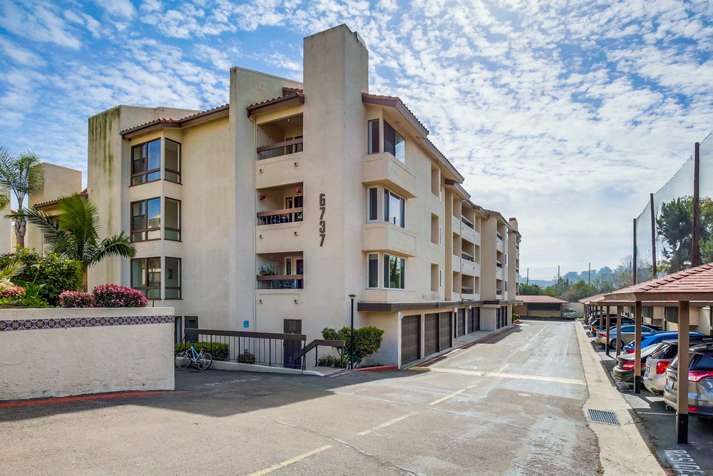 Virtual tour photo 3 of 43 for 6737 Friars Rd