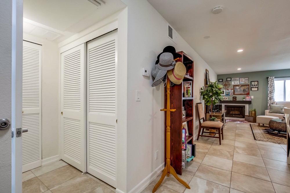 Virtual tour photo 5 of 43 for 6737 Friars Rd