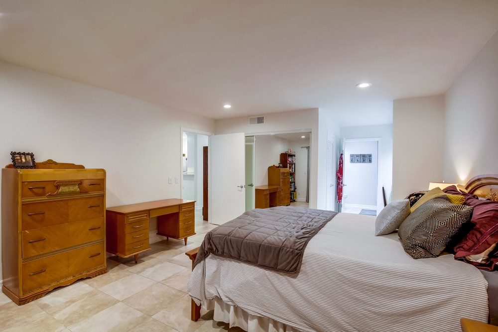 Virtual tour photo 27 of 43 for 6737 Friars Rd