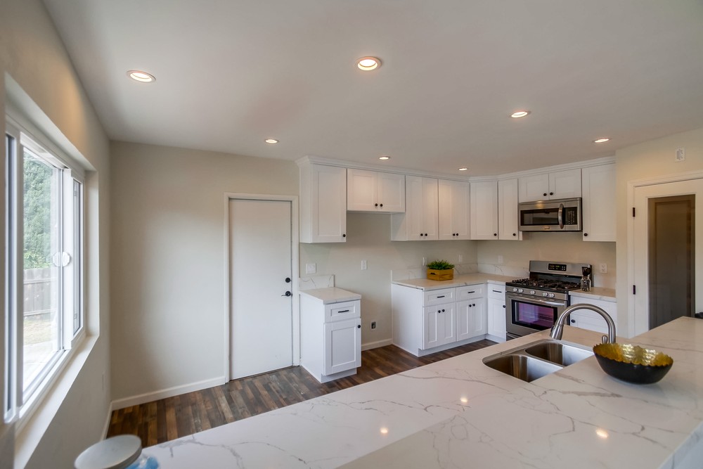 Virtual tour photo 18 of 53 for 6738 Akins Ave