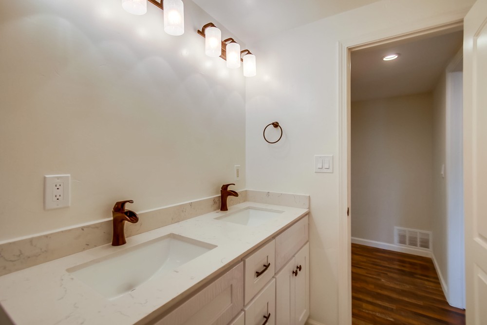 Virtual tour photo 39 of 53 for 6738 Akins Ave