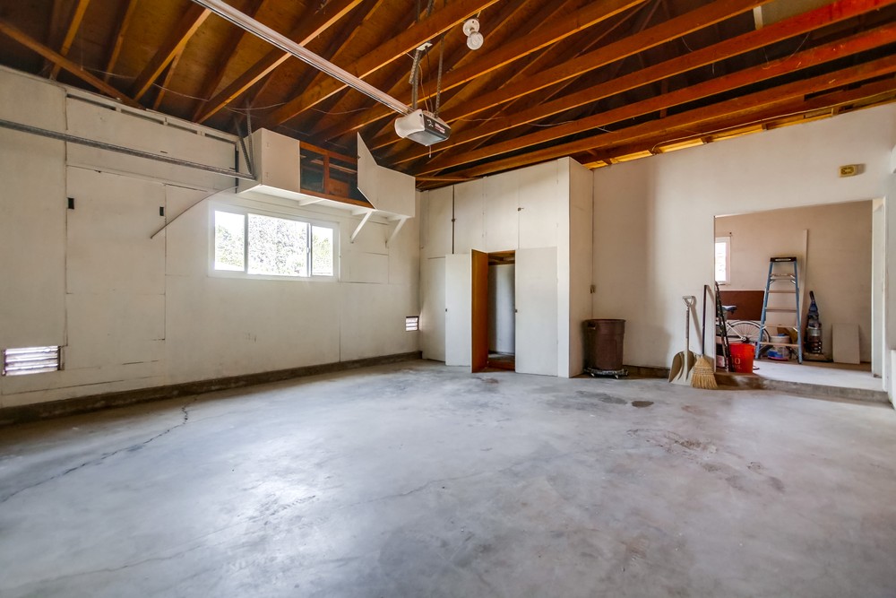 Virtual tour photo 51 of 53 for 6738 Akins Ave