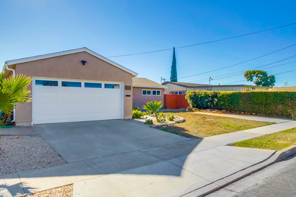 Virtual tour photo 4 of 42 for 6739 Barnhurst Dr