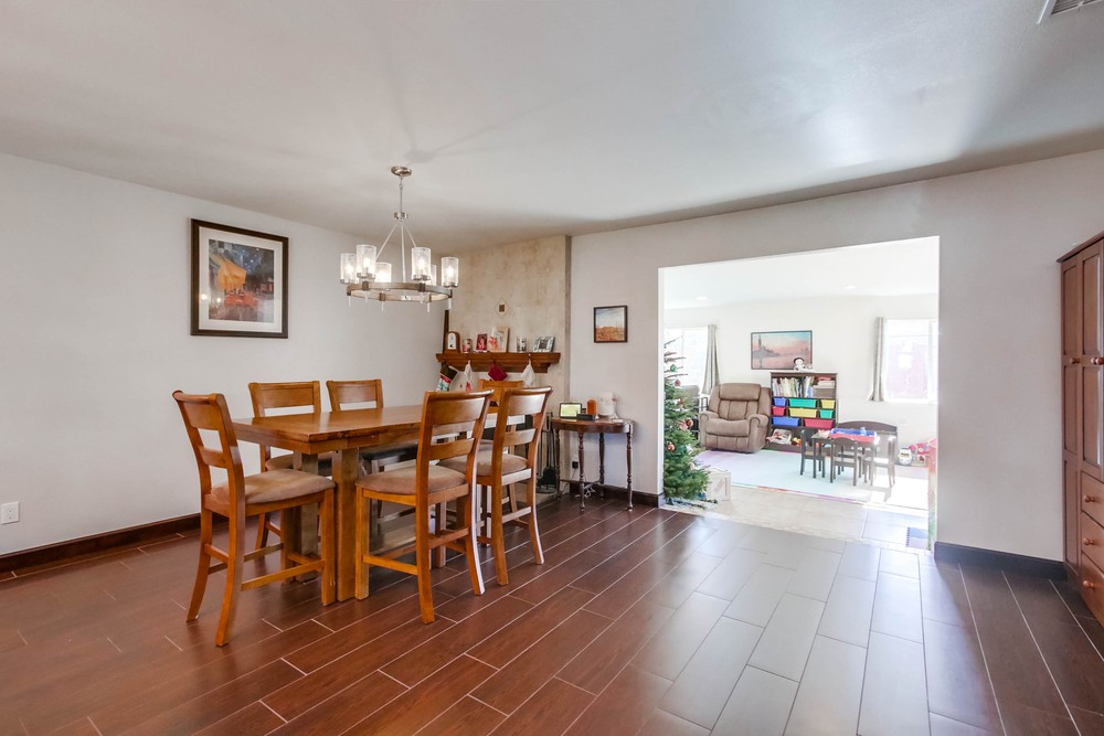 Virtual tour photo 7 of 42 for 6739 Barnhurst Dr