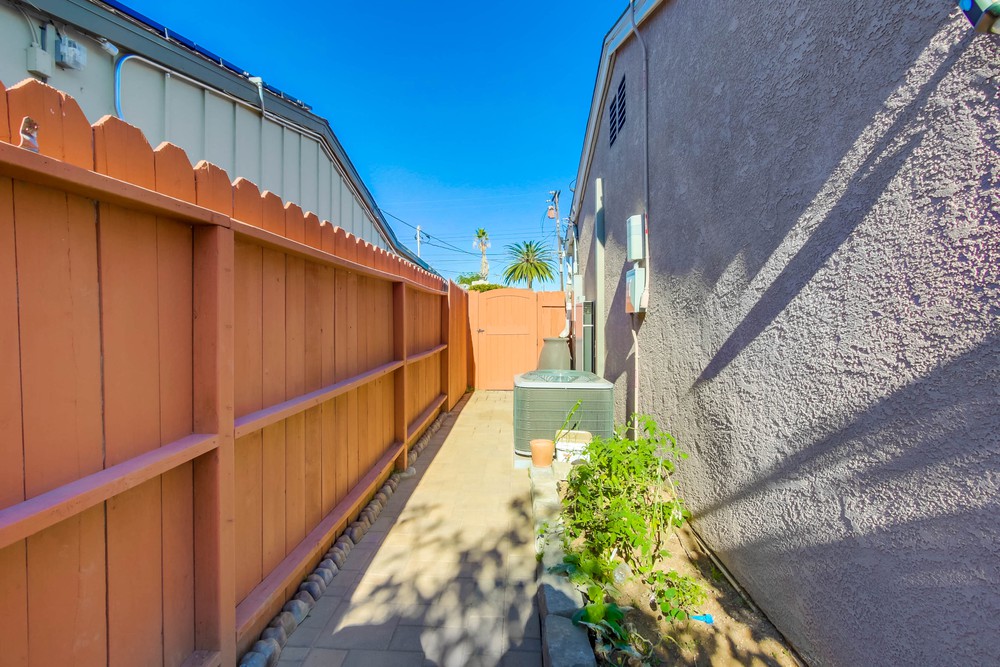 Virtual tour photo 35 of 42 for 6739 Barnhurst Dr