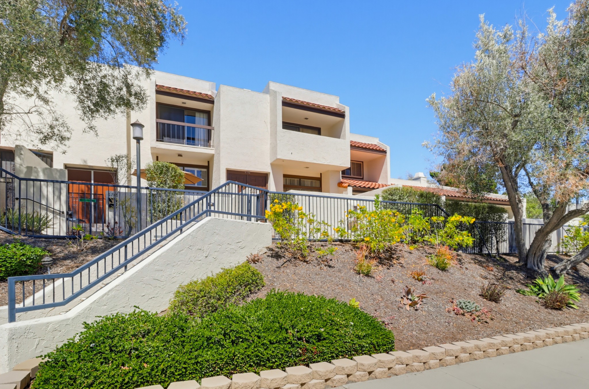 Virtual tour photo 1 of 52 for 6744 Caminito Del Greco