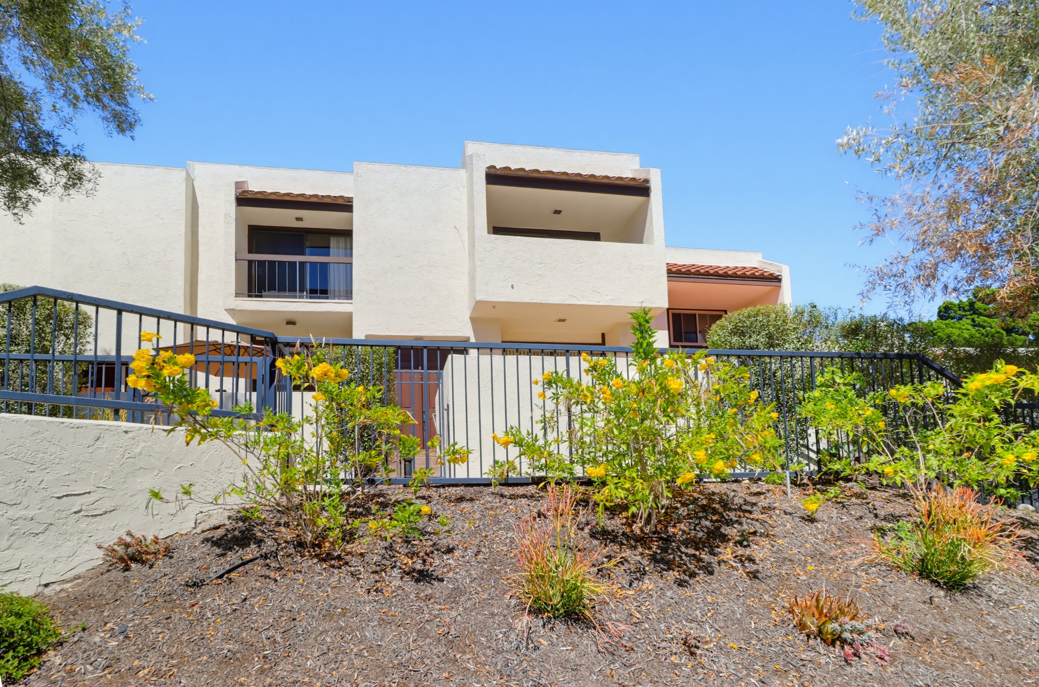 Virtual tour photo 4 of 52 for 6744 Caminito Del Greco