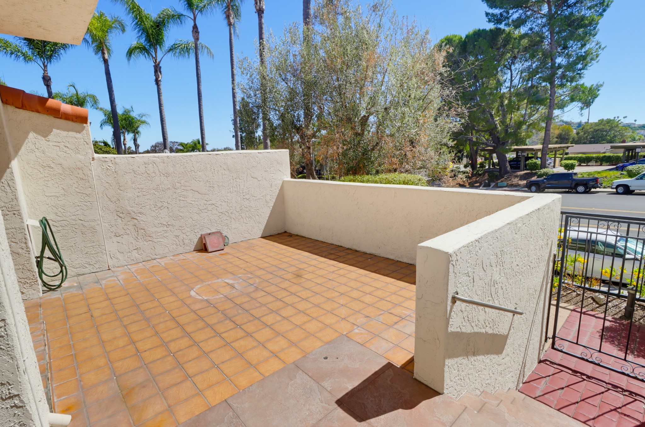 Virtual tour photo 8 of 52 for 6744 Caminito Del Greco