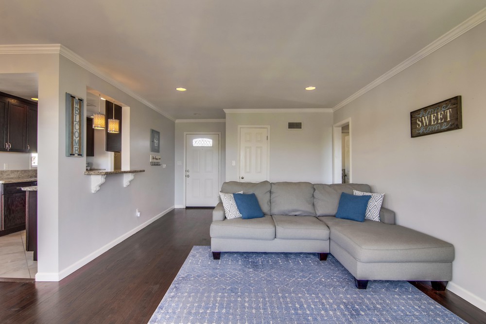 Virtual tour photo 13 of 63 for 6744 Winona Ave