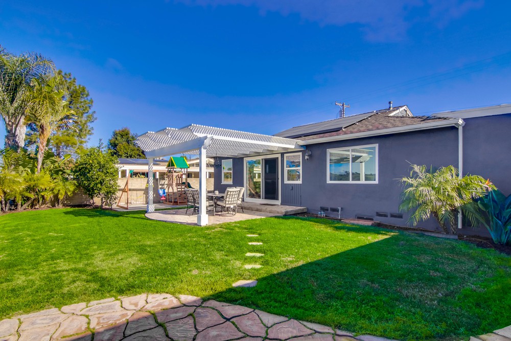 Virtual tour photo 52 of 63 for 6744 Winona Ave