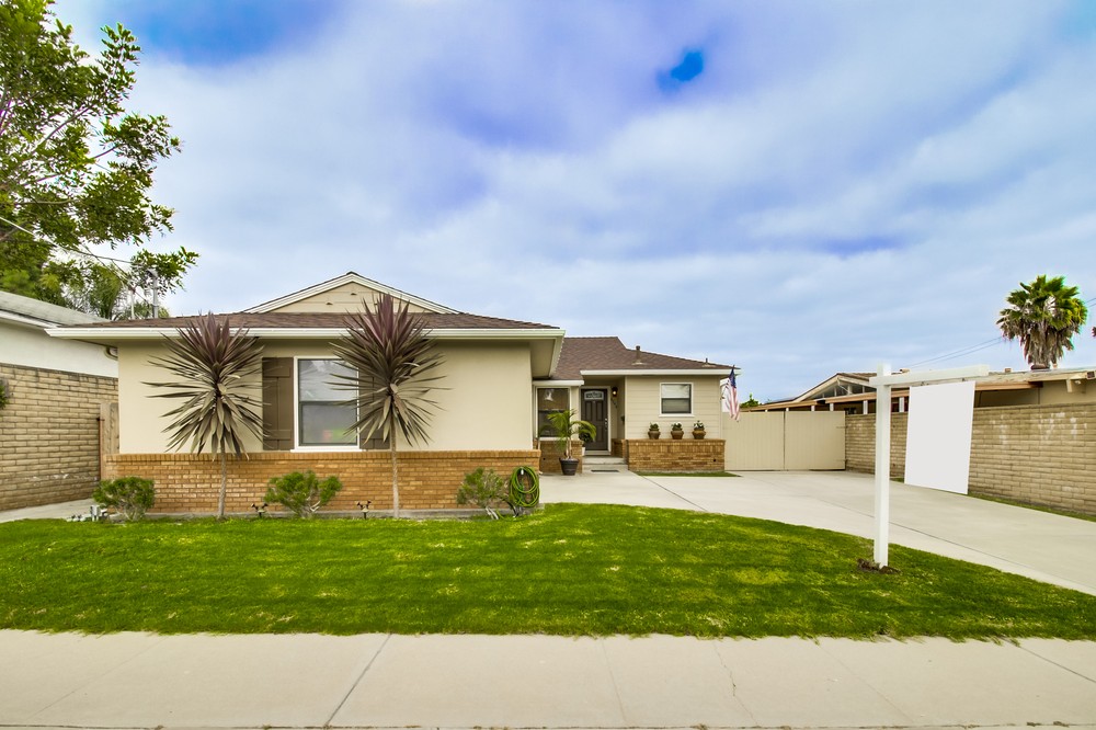 Virtual tour photo 1 of 55 for 6744 Winona Avenue