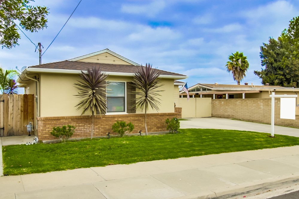 Virtual tour photo 3 of 55 for 6744 Winona Avenue