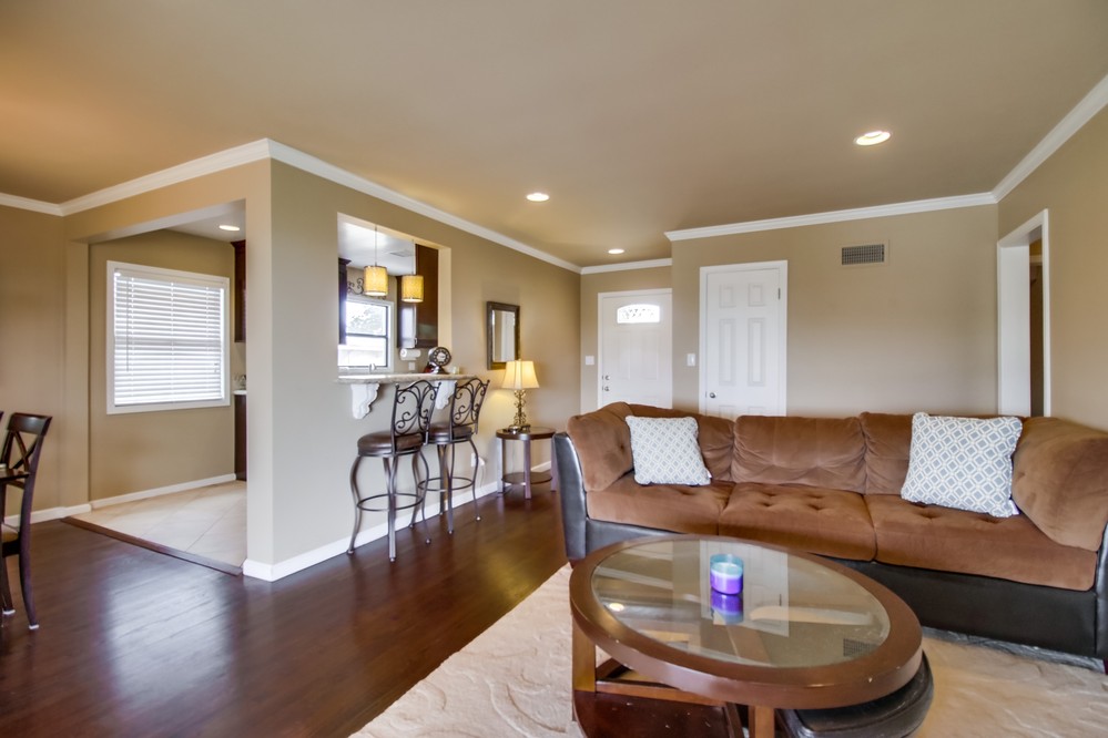 Virtual tour photo 9 of 55 for 6744 Winona Avenue