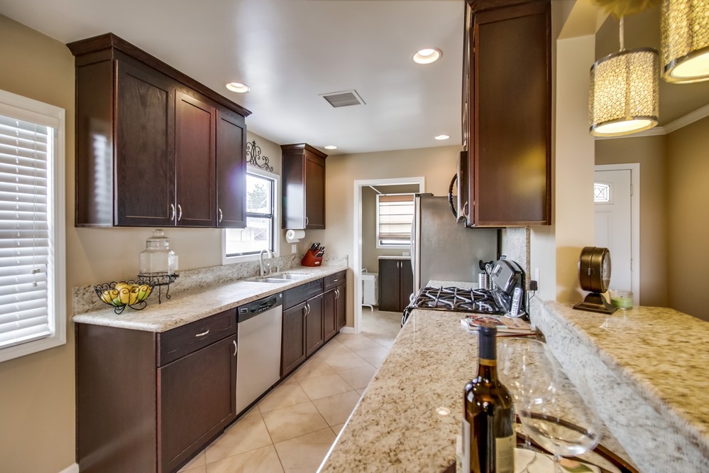 Virtual tour photo 17 of 55 for 6744 Winona Avenue