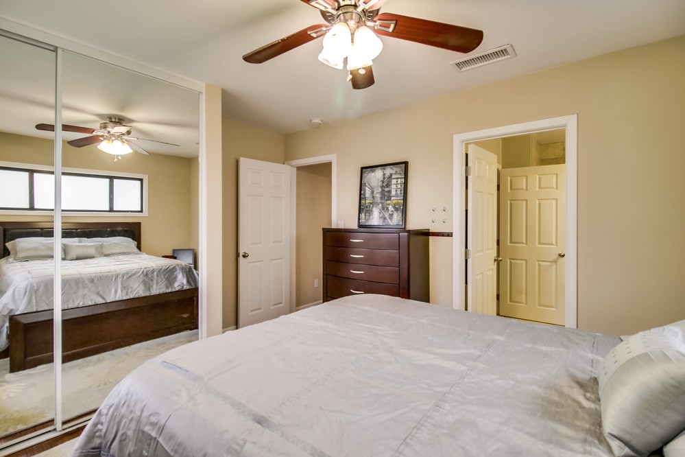 Virtual tour photo 24 of 55 for 6744 Winona Avenue