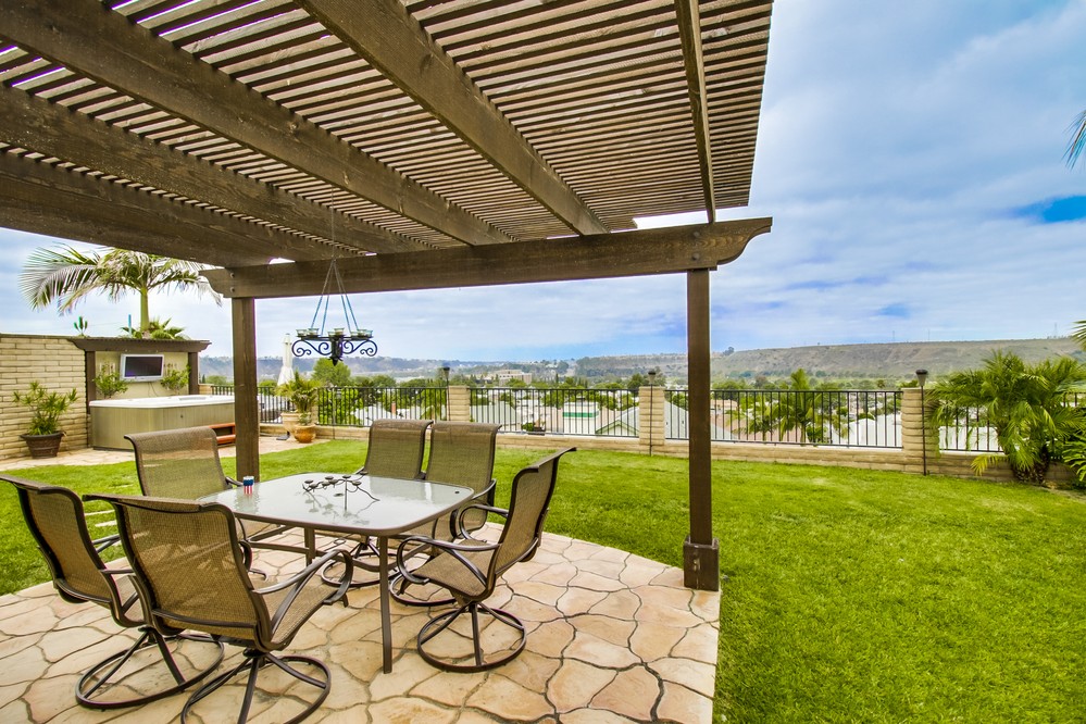Virtual tour photo 35 of 55 for 6744 Winona Avenue
