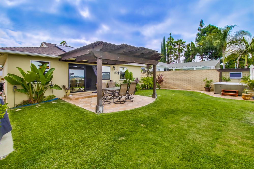 Virtual tour photo 42 of 55 for 6744 Winona Avenue