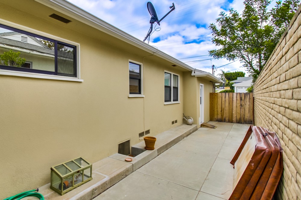 Virtual tour photo 55 of 55 for 6744 Winona Avenue