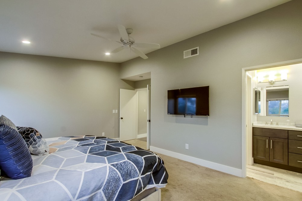 Virtual tour photo 30 of 56 for 6756 Aqueduct Ct