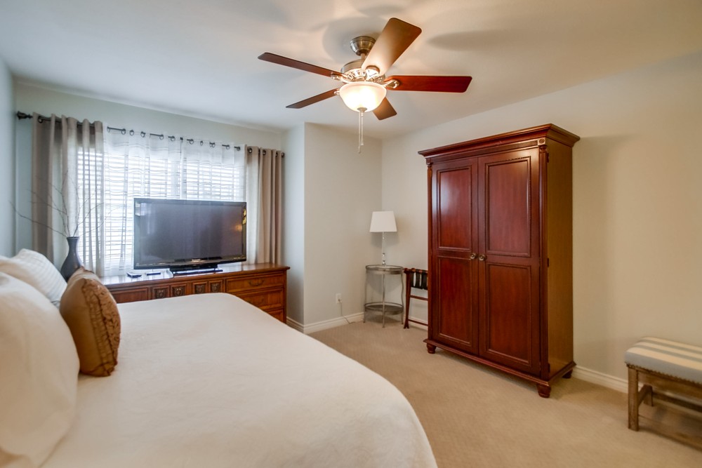 Virtual tour photo 32 of 36 for 6757 Friars Rd #9