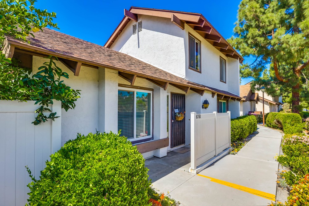 Virtual tour photo 1 of 32 for 6761 Parkside Ave