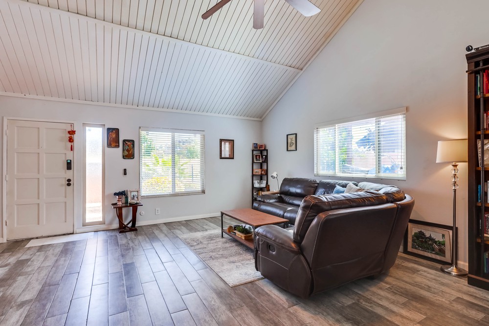 Virtual tour photo 6 of 32 for 6761 Parkside Ave