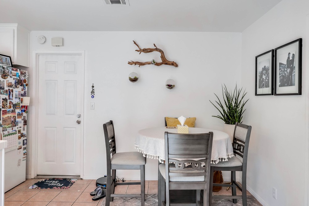 Virtual tour photo 9 of 32 for 6761 Parkside Ave