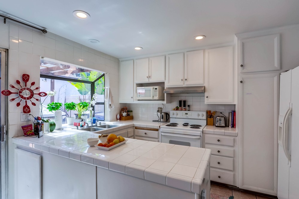 Virtual tour photo 11 of 32 for 6761 Parkside Ave