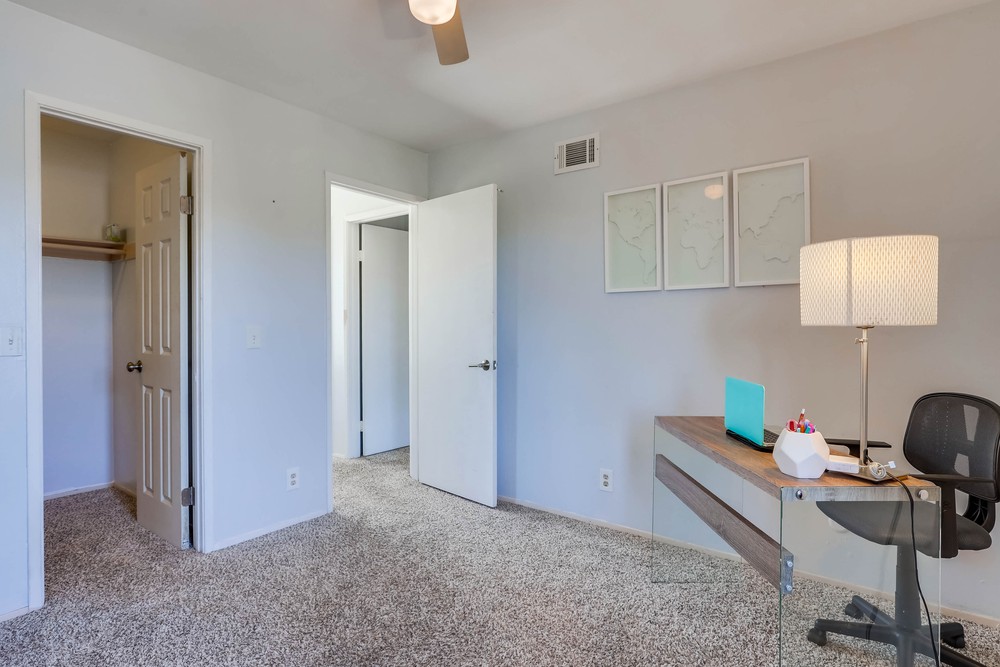 Virtual tour photo 21 of 32 for 6761 Parkside Ave