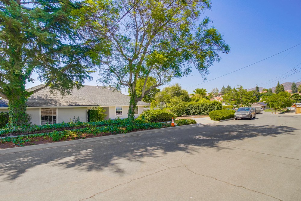 Virtual tour photo 3 of 54 for 6764 Sunny Brae Dr