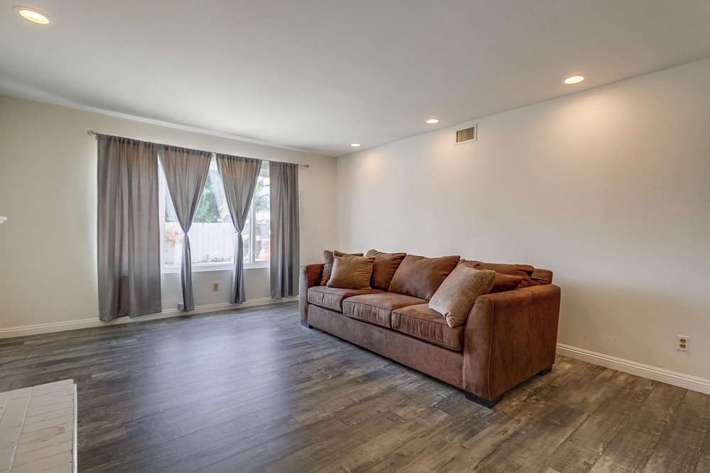 Virtual tour photo 13 of 54 for 6764 Sunny Brae Dr