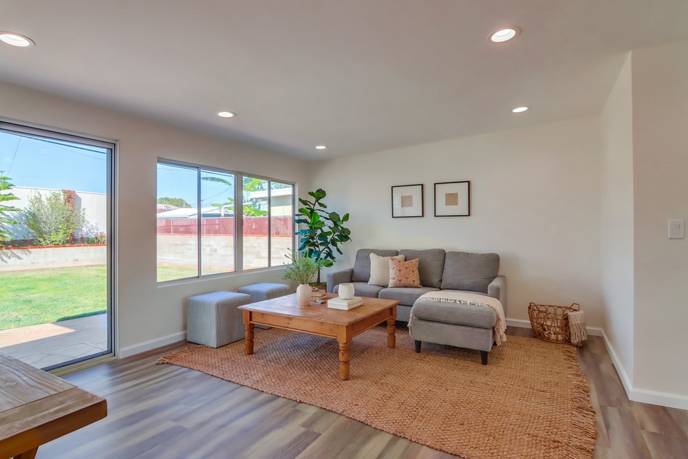 Virtual tour photo 8 of 52 for 6772 Delfern St