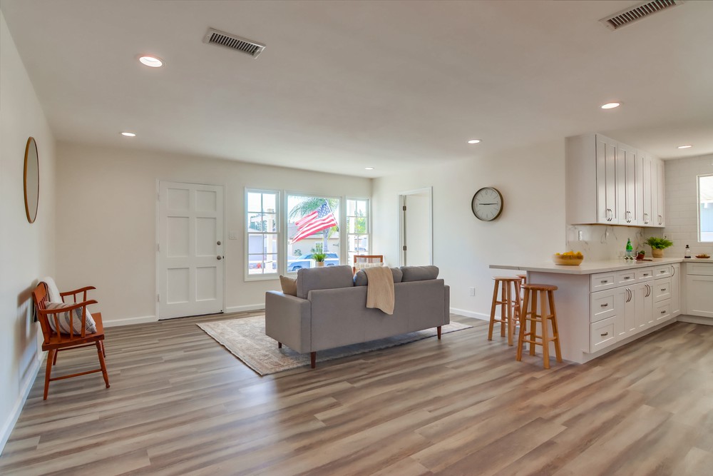 Virtual tour photo 17 of 52 for 6772 Delfern St