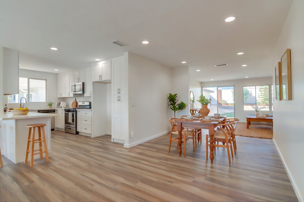 Virtual tour photo 22 of 52 for 6772 Delfern St