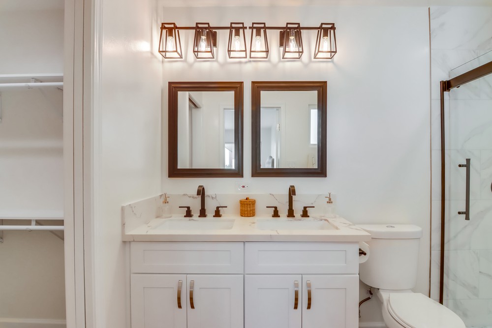 Virtual tour photo 33 of 52 for 6772 Delfern St