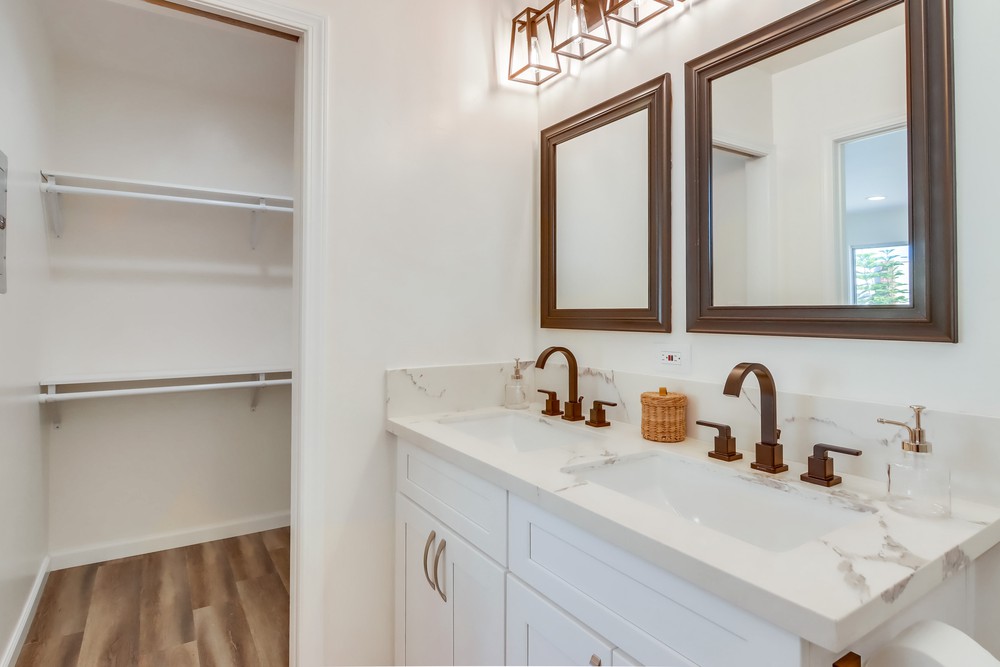 Virtual tour photo 35 of 52 for 6772 Delfern St