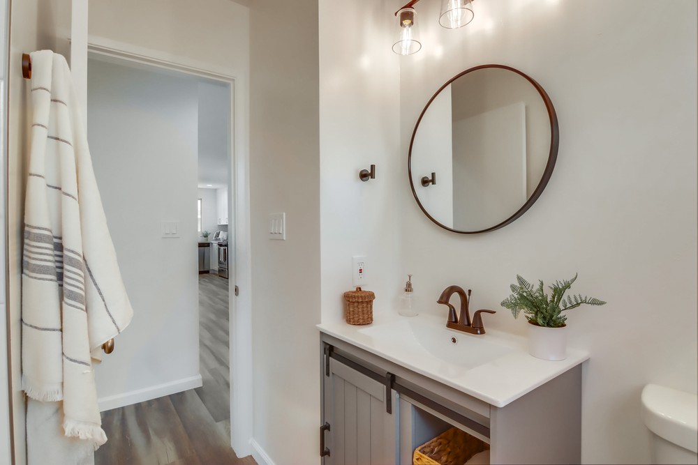 Virtual tour photo 43 of 52 for 6772 Delfern St