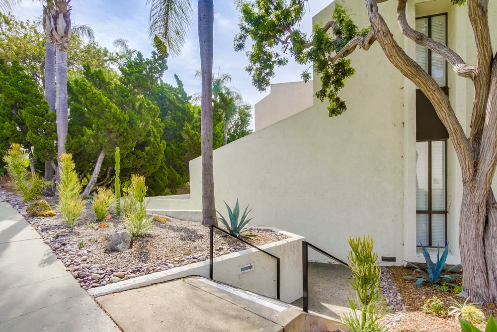 Virtual tour photo 1 of 36 for 6773 Caminito Del Greco