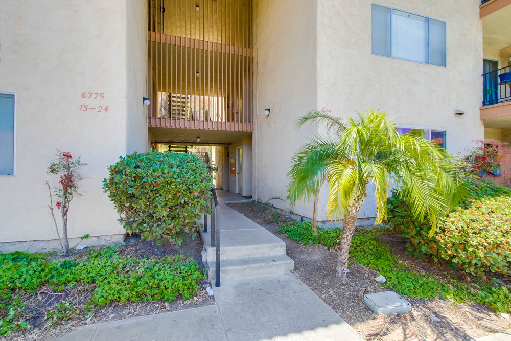 Virtual tour photo 5 of 31 for 6775 Alvarado Rd