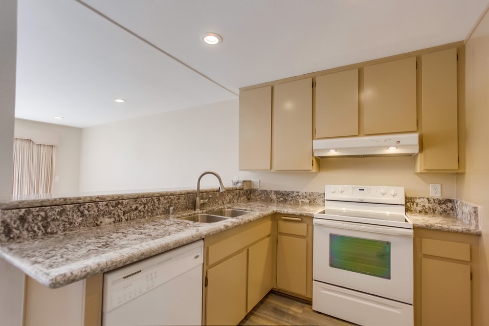Virtual tour photo 16 of 34 for 6780 Friars Rd #243