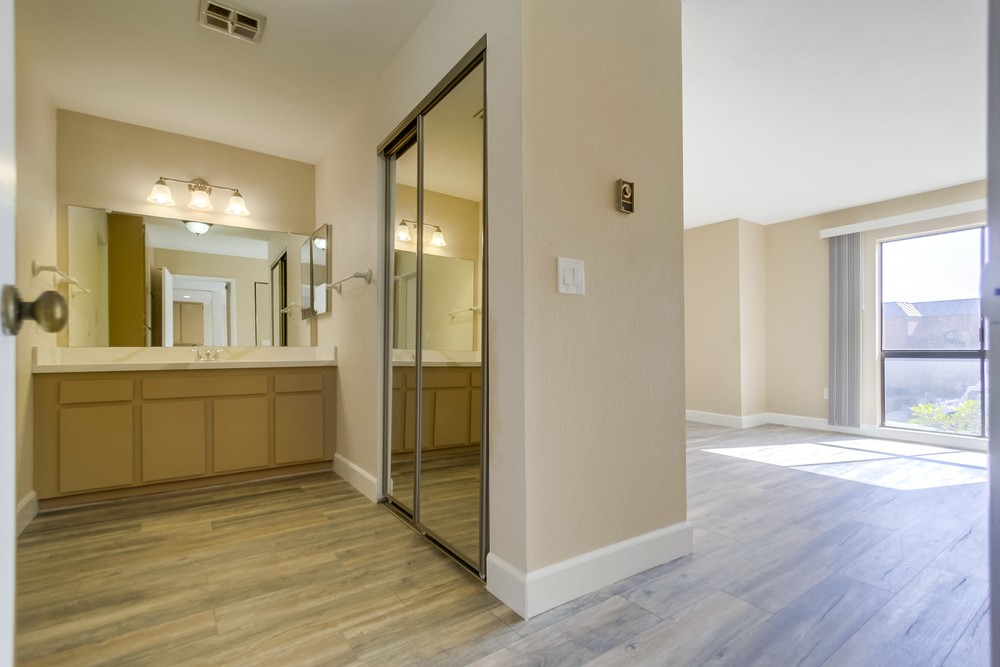 Virtual tour photo 28 of 34 for 6780 Friars Rd #243