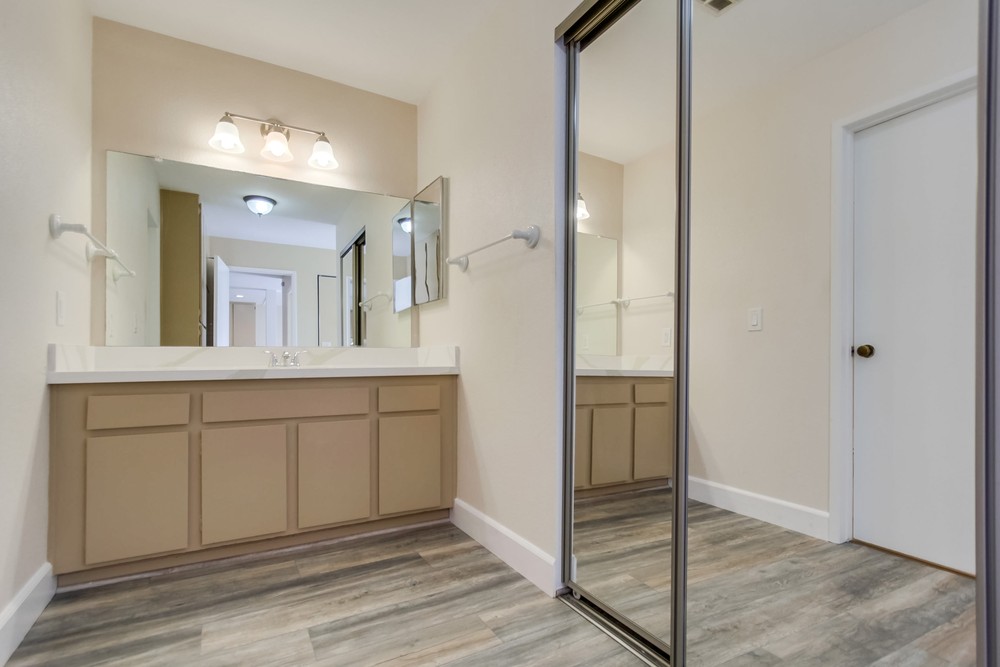 Virtual tour photo 29 of 34 for 6780 Friars Rd #243