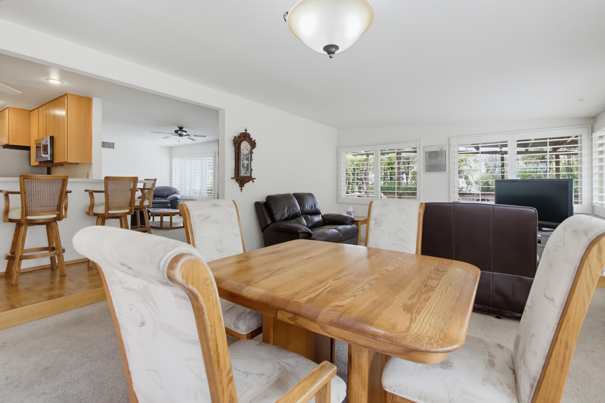 Virtual tour photo 10 of 69 for 6789 Renkrib Ave